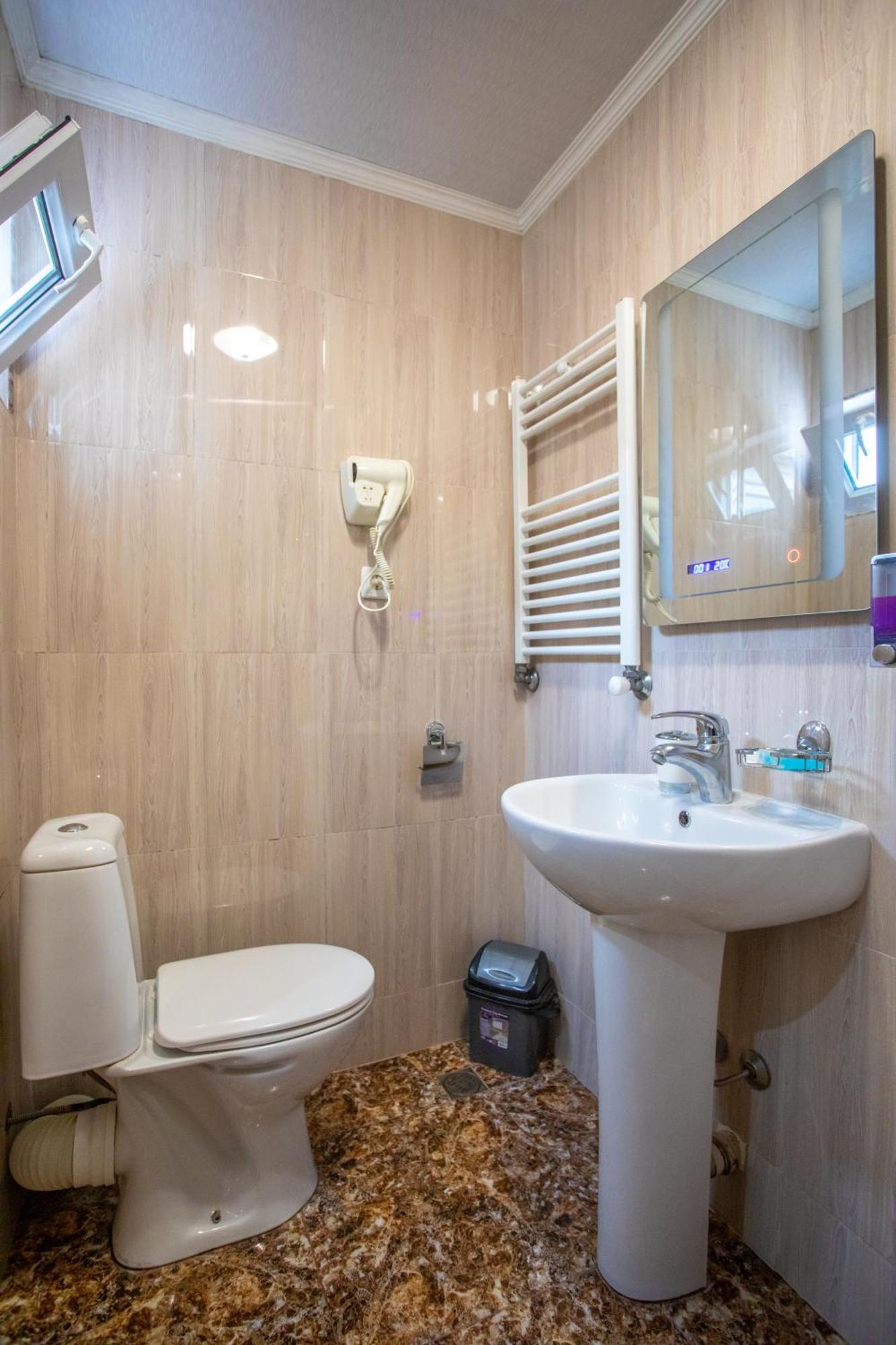 Hotel Mkudro Kutaisi Luaran gambar